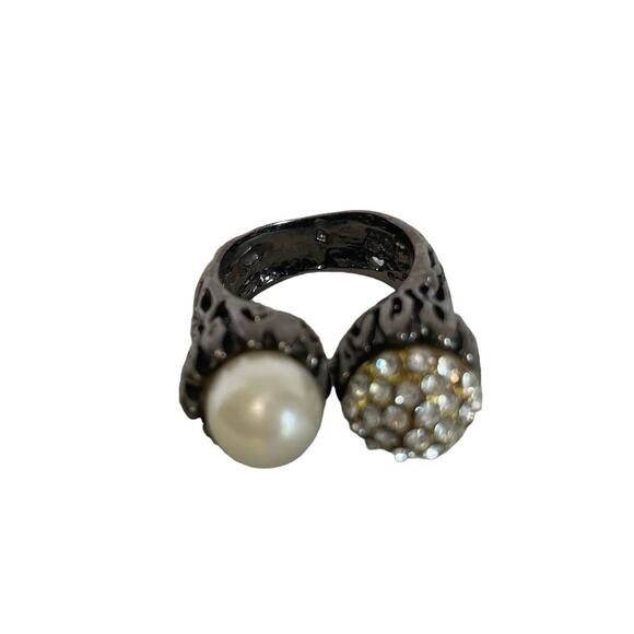 AMRITA SINGH Pearl and Pearl Ring Size 7 - Picture 1 of 9